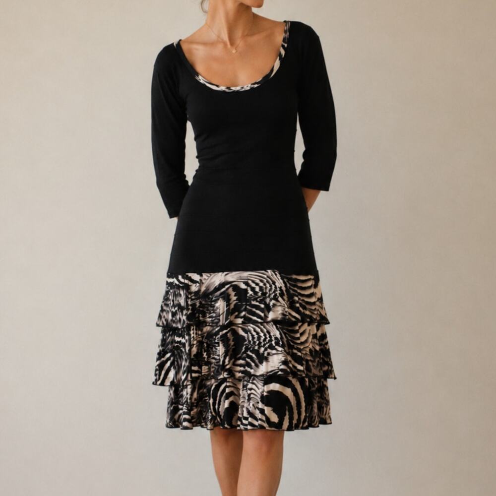 Vintage Y2K NueVa Tiered Ruffle Hem Dress Size 8 Made in Canada MSRP $190